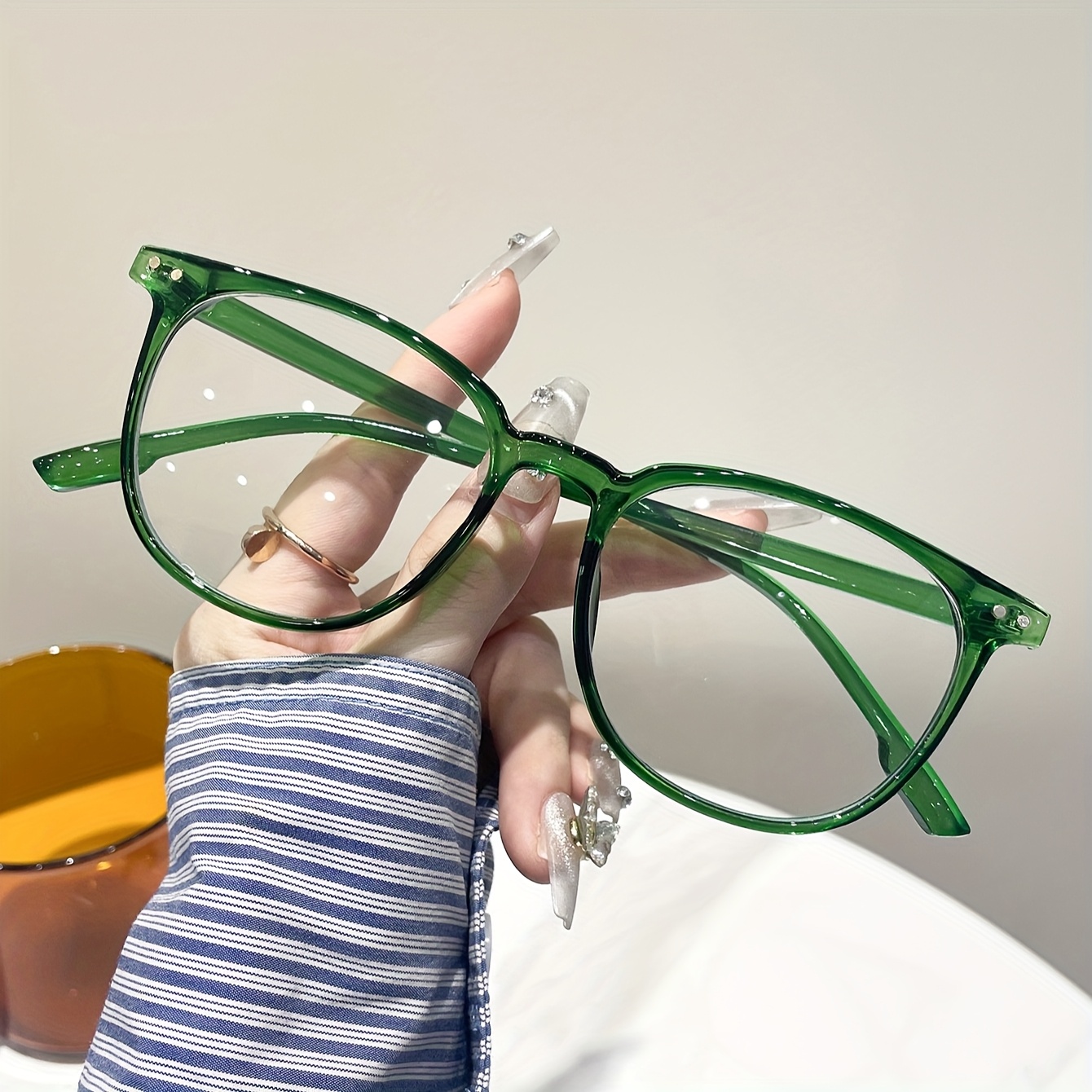 Pair Women'* Oval Frame Glasses Cute Academic Style Non-Prescription  Fashion Eyewear with Light, Metal Hinges Cleaning Cloth for Daily  Use,