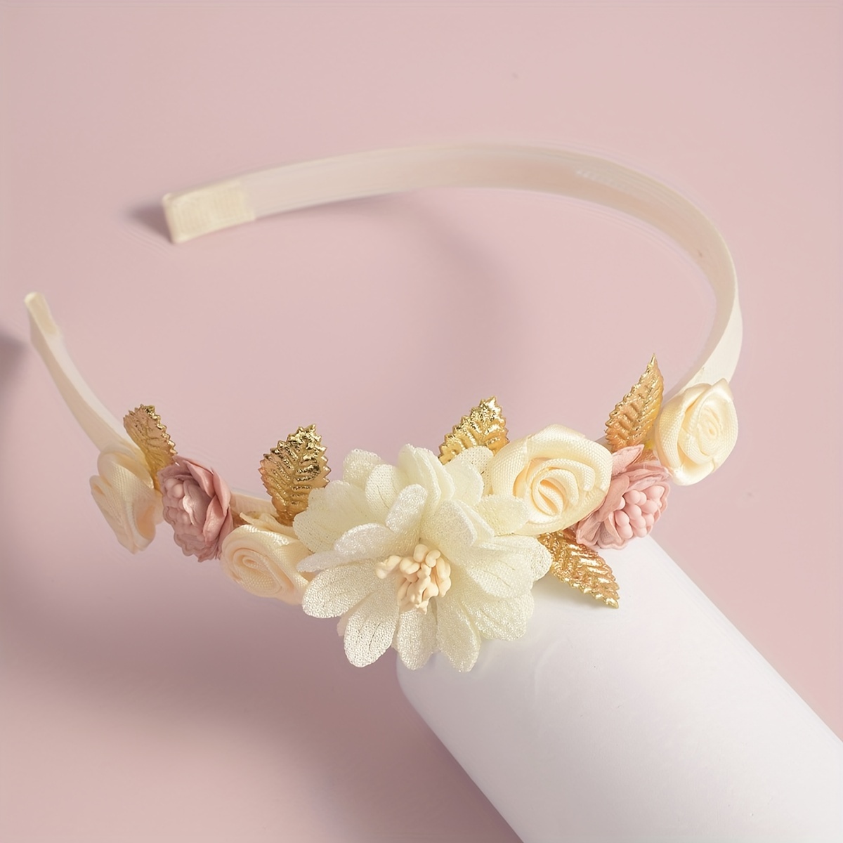 

Elegant Flower Decorative Head Band Trendy Non Slip Hair Hoop For Women And Daily Use Wear