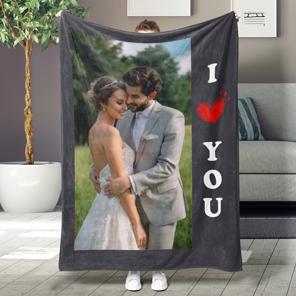 

1pc Custom Photo Flannel Blanket With "i ♥ You" Design - Cozy, Reversible, Throw For Living Room, Sofa, Bedroom, Office, And Outdoor Use - Ideal Gift & Holiday Decoration, Personalized Blanket