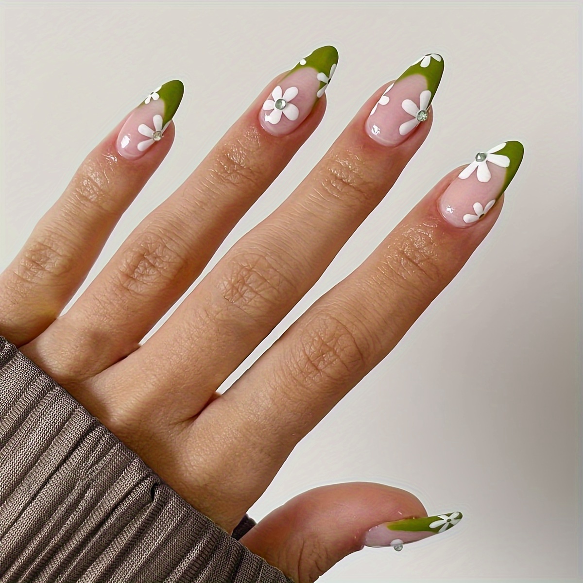 spring nails almond shape