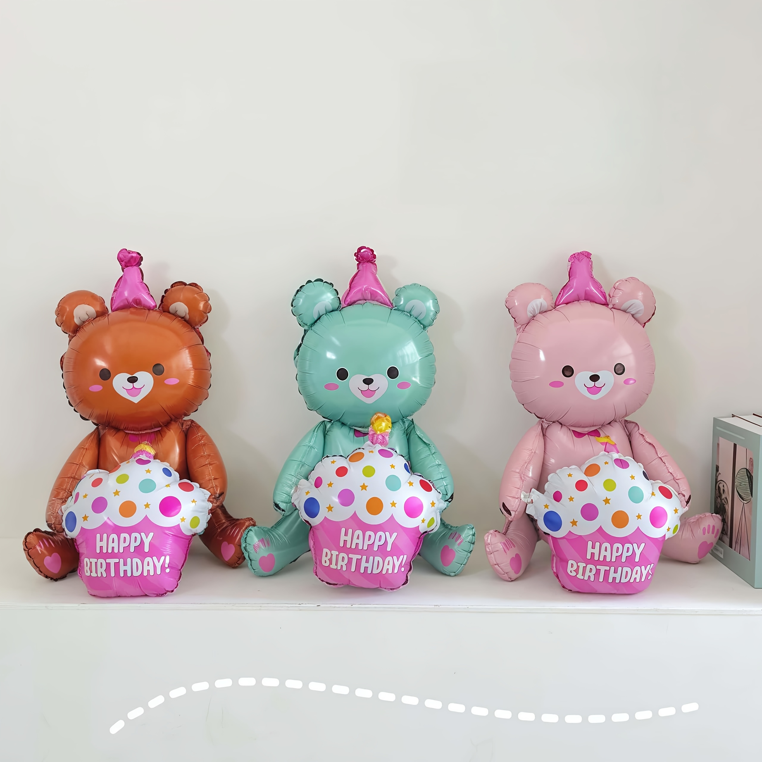 Image of 3pcs Bear Holding Cake Shaped Aluminum Balloons, Birthday Party Decorations, Aluminum Foil Balloons, Birthday Gift Balloons For Christmas, Halloween, Thanksgiving, Gifts For Valentine's Day