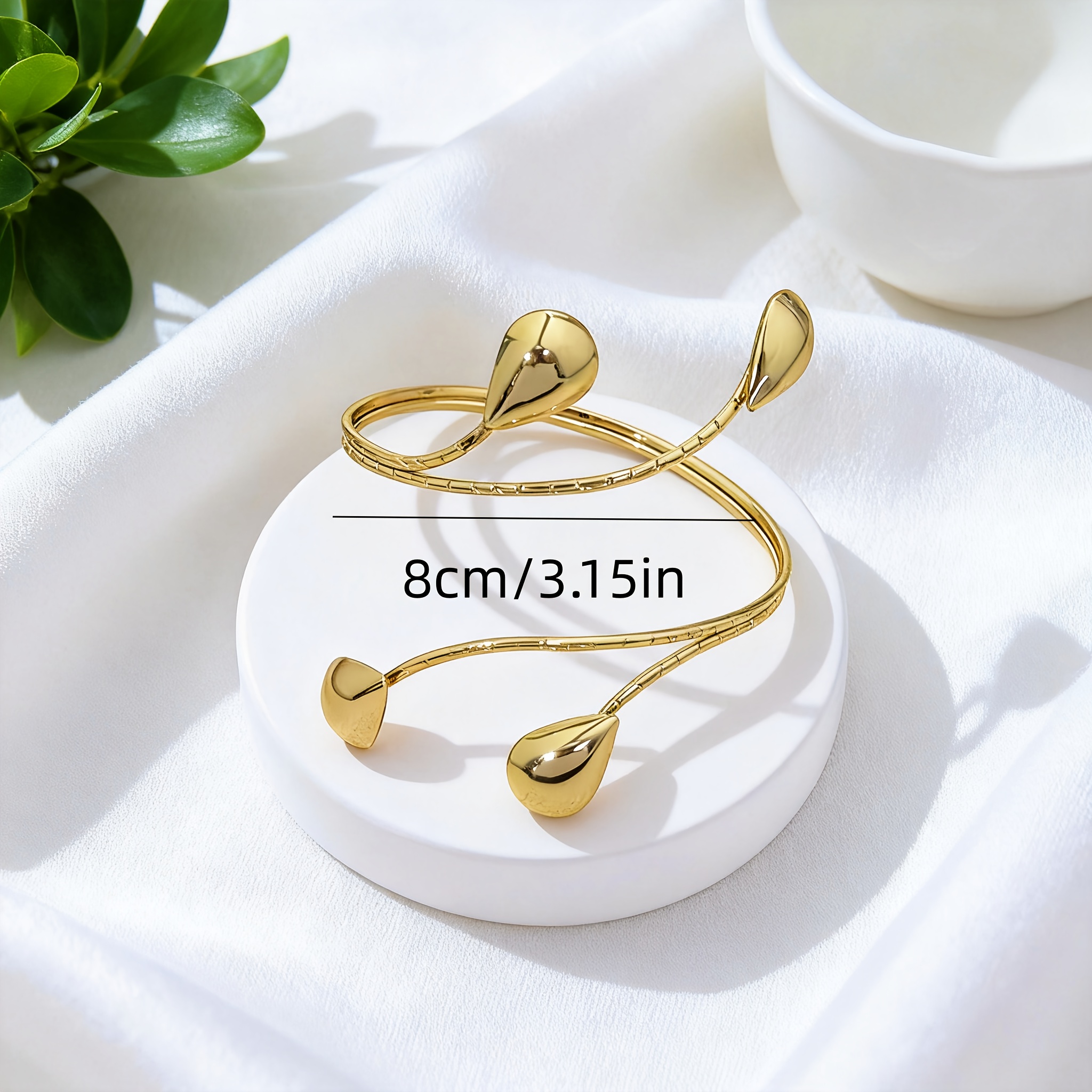 Water Drop Armband, Western Minimalist Luxury Style