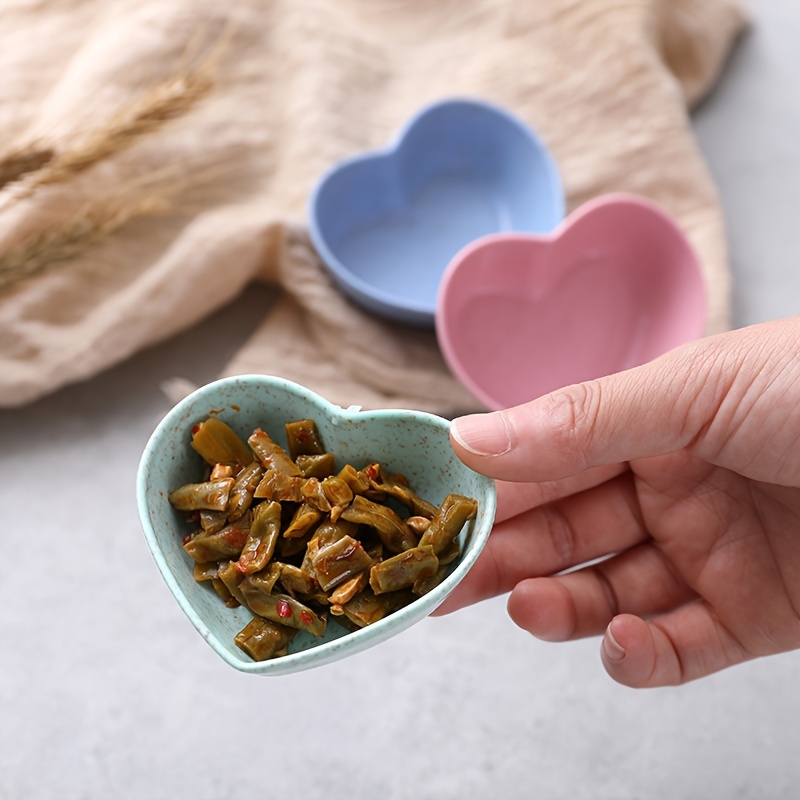 

6-pack Heart Shaped Plastic Serving Trays - Multipurpose Snack, Fruit, Dessert & Cake Plates For Kitchen, Party & Holiday Use