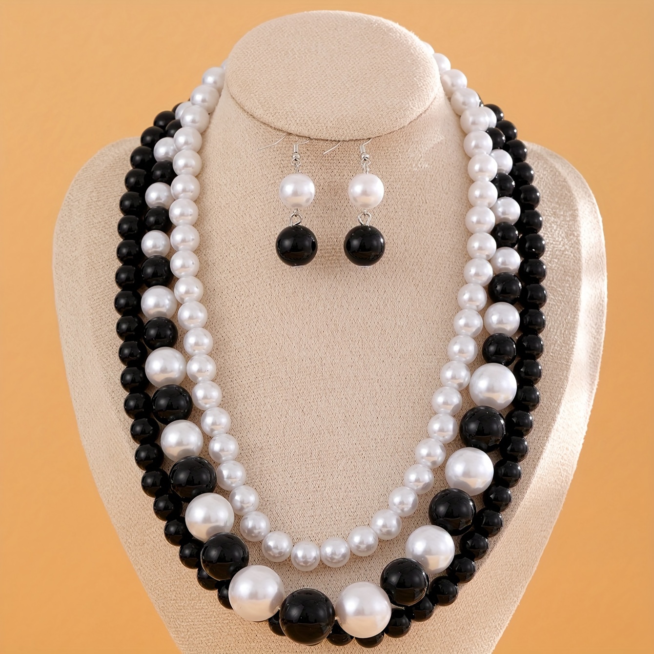 

Elegant Black & White Faux Pearl Necklace - Chic Minimalist Design For Women, Perfect For Parties & Gifts