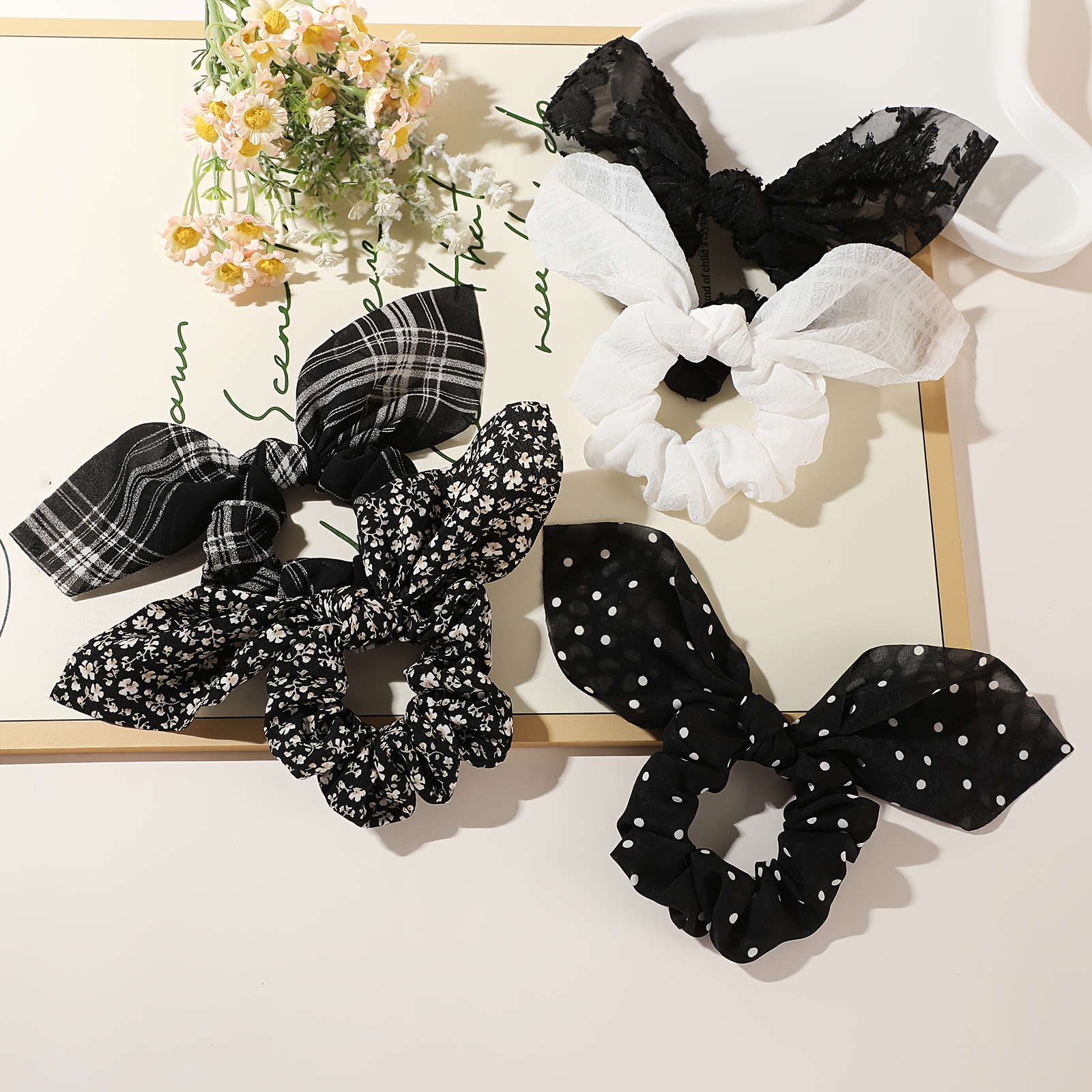 E-shop 5-teiliges Set Damen Haarschmuck mit Blumen-, Karo- Punktmuster sowie Schleifenband