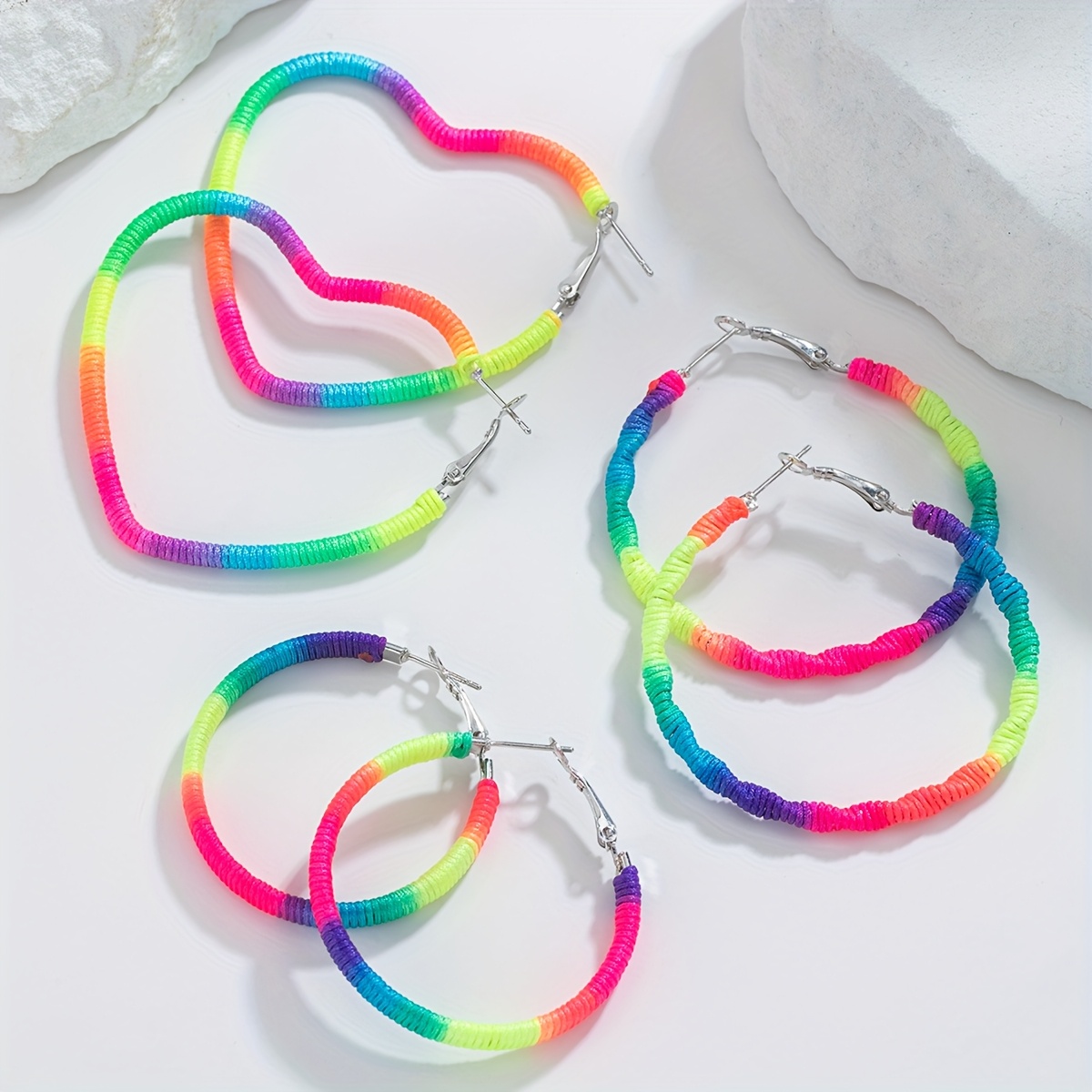 Image of A Set Of 3 Pairs Of Rainbow-colored Thread-wrapped Heart-shaped Hoop Earrings, Stylish And Versatile, Perfect For Gifting During Holidays