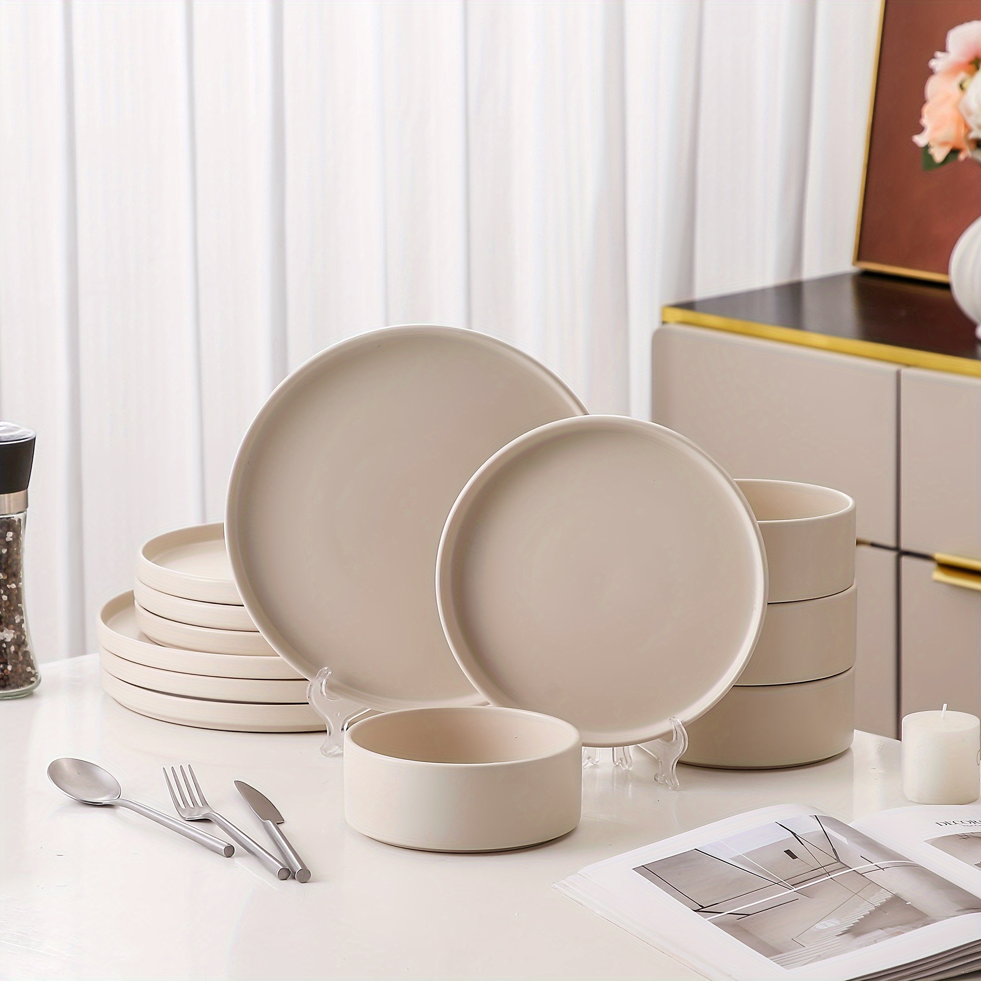 E-shop 12-teiliges Geschirrset, Creme-Geschirrsets, Steinzeuggeschirrset mit 4 Stück 10,5 Zoll Teller, 8 Zoll Dessertteller, 720 ml Schüssel für 4