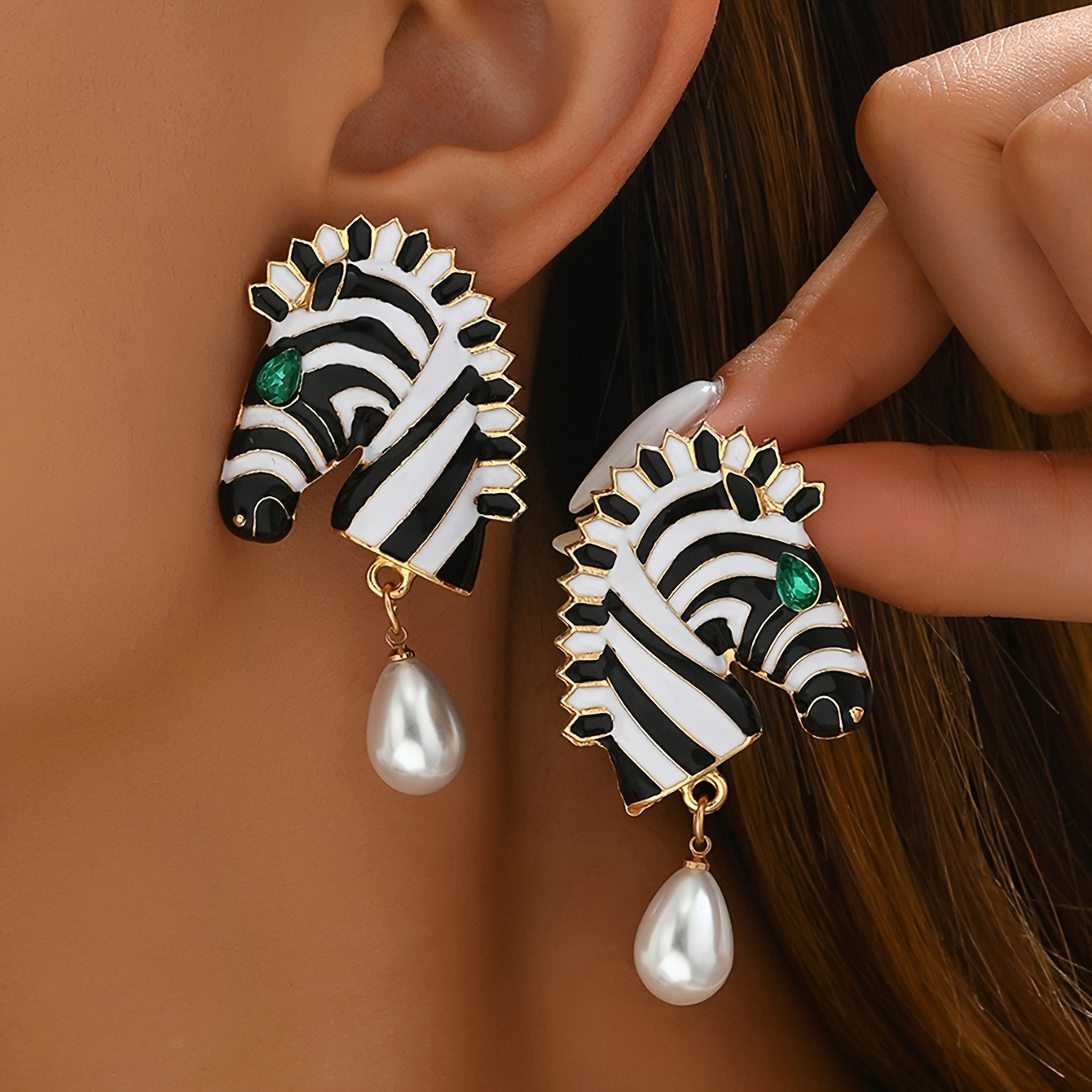Image of A Pair Of Sweet And Cute Enamel Zebra Drop Earrings For Women, Perfect For Holidays, Birthdays, Dates, Parties, Vacations, And Shopping Accessories