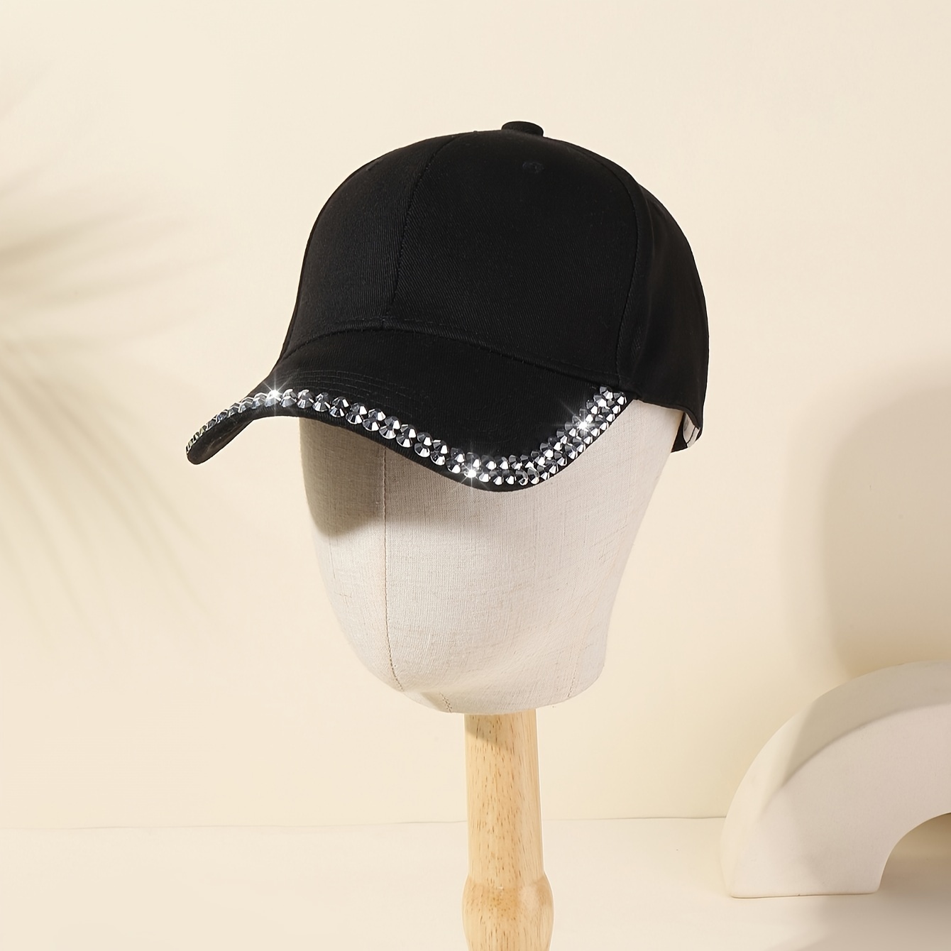 

Trendy Rhinestone Baseball Cap Classic Black Casual Sunscreen Hats Trendy Adjustable Sports Hat For Women Daily Uses