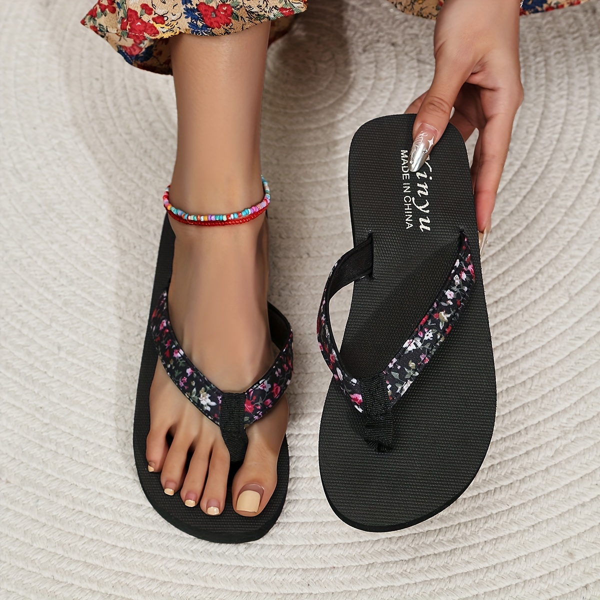 DPTALR Women's Crystal Sandals Flowers Slippers Shoes Ladies Footwear Flat  Beach Shoes 