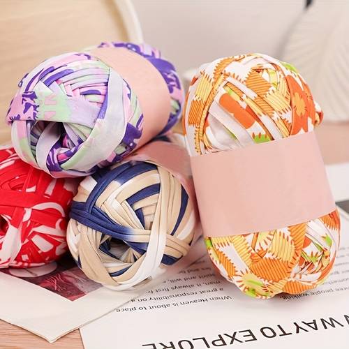 item picture a large bag of fabric strips for crochet slippers and bags suitable for storage baskets and large yarn balls for carpets each ball weighs 100 grams with a total of 600 grams per package ideal for crafting slippers bags hats cushions scarves