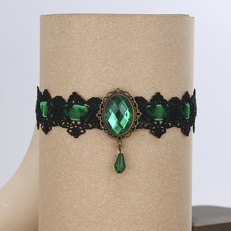 TEMU A Gothic Retro Punk Style Pendant Necklace, With Sparkling Synthetic Synthetic Zirconia, Suitable For Ethnic Style Clothing And Party Outfits
