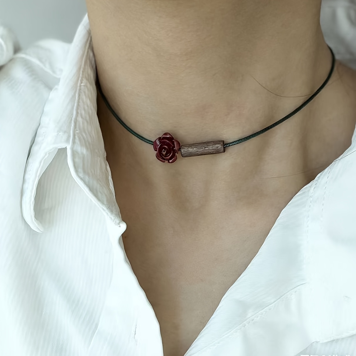 Women's Versatile Atmosphere Rose Bracelet Necklace