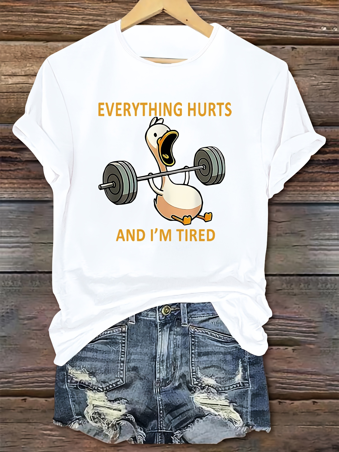 Camiseta De Motivación Para Gimnasio – Diseño De Fitness Con Mancuerna Y Elementos Heráldicos Para Entrenar Con Estilo
