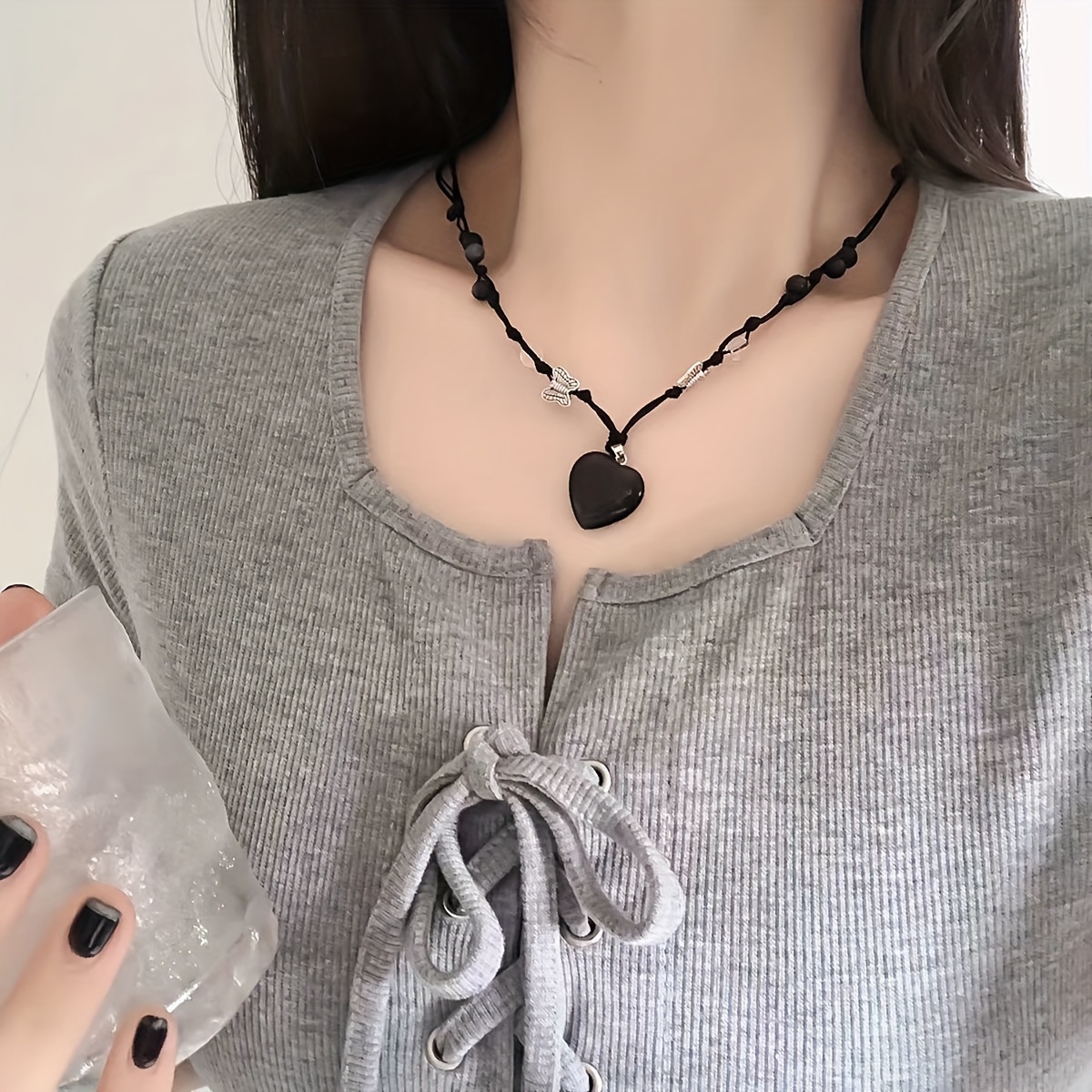 

Fashion Retro Black Heart-shaped Necklace Unisex Minimalist Pendant Matches Well With Any Outfit Suitable For Daily Wear Birthday Gift Valentine's Day Thanksgiving, Perfect Gift For Women