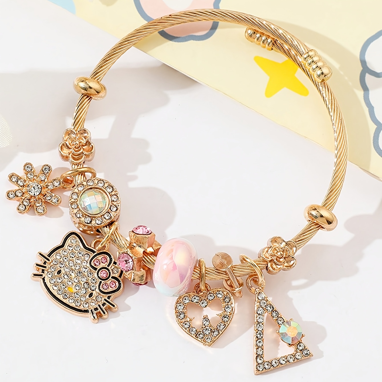 E-shop ., Sanrio Anime-Charm-Armband – Süßer Hello Kitty Schmuck, geeignet für Teenager, verstellbares Cartoon-Geschenk mit glitzernden Perlen | Süßes