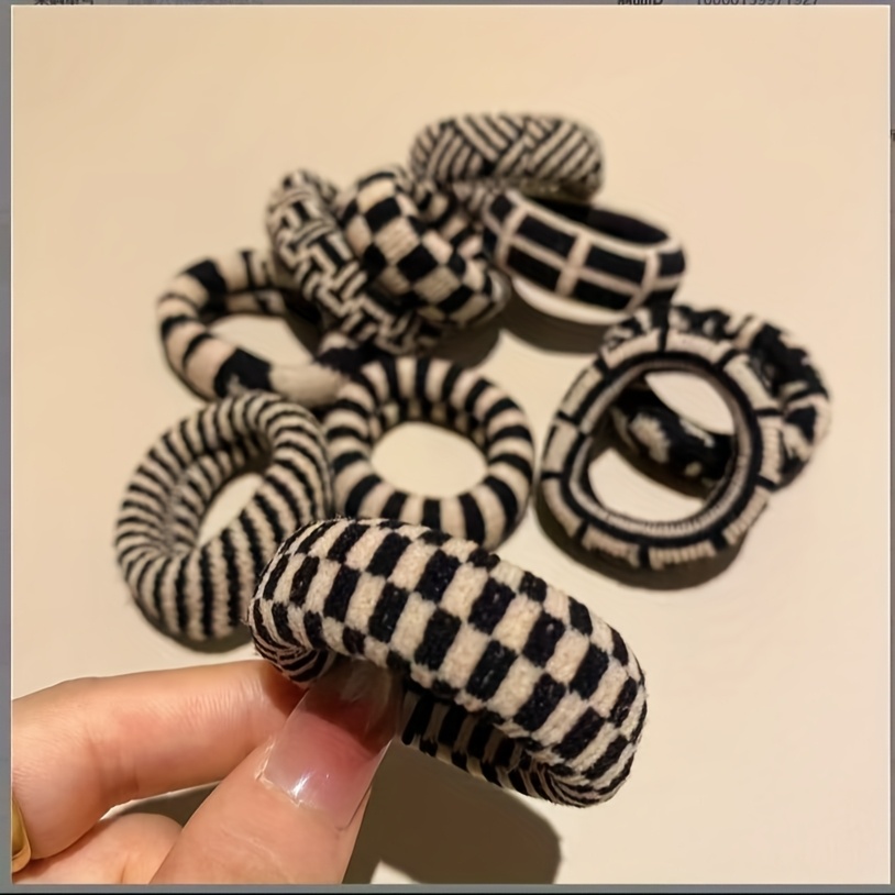 Image of 3pcs Random Color Black And White Checkered Hair Ties, Thickened Striped Hair Elastics That Don't Damage Hair, High-elasticity Versatile Seamless Black And White Checkered Hair Bands