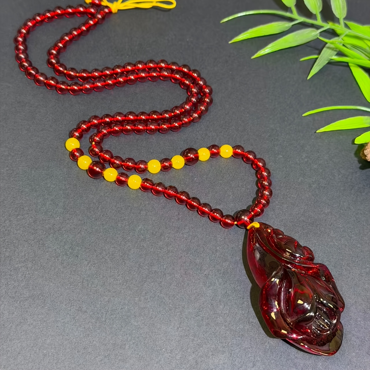 Natural Baltic Amber Honey Wax Flower Water Drop Pendant Necklace