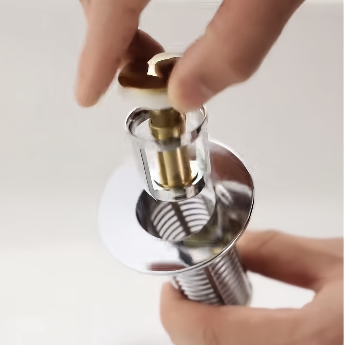 2pcs Bathroom Sink Stoppers with Copper Spring-loaded Core