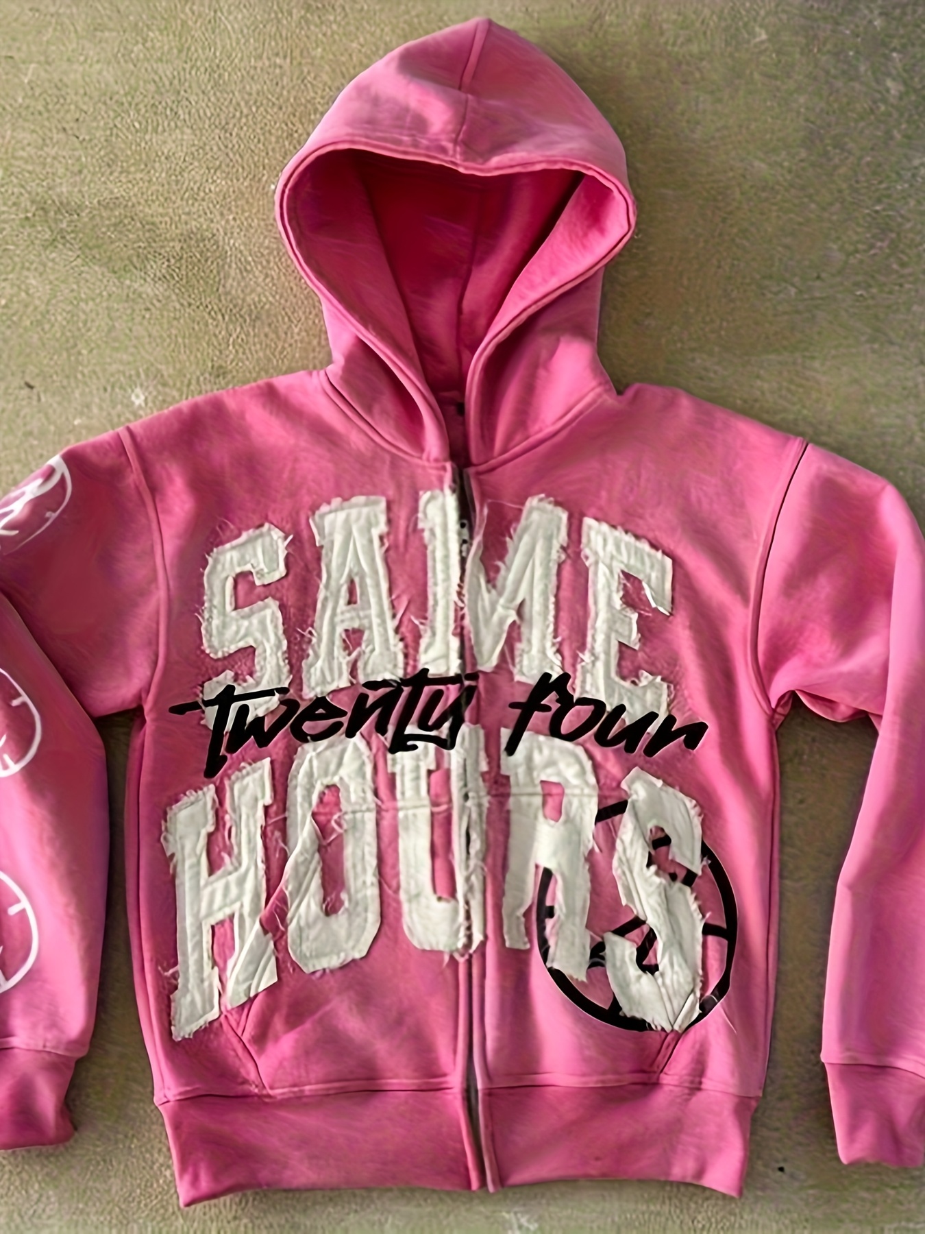 Treat Ürself logo hoodie pink Treat Ürself logo hoodie pink