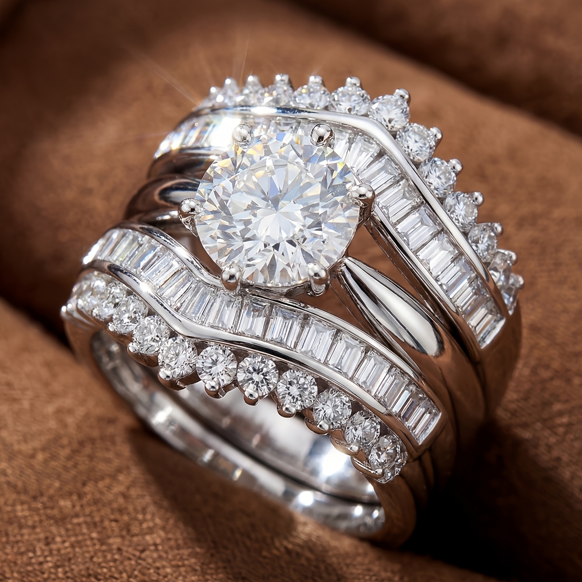 Women's Crown 3pc Round Rings Set
