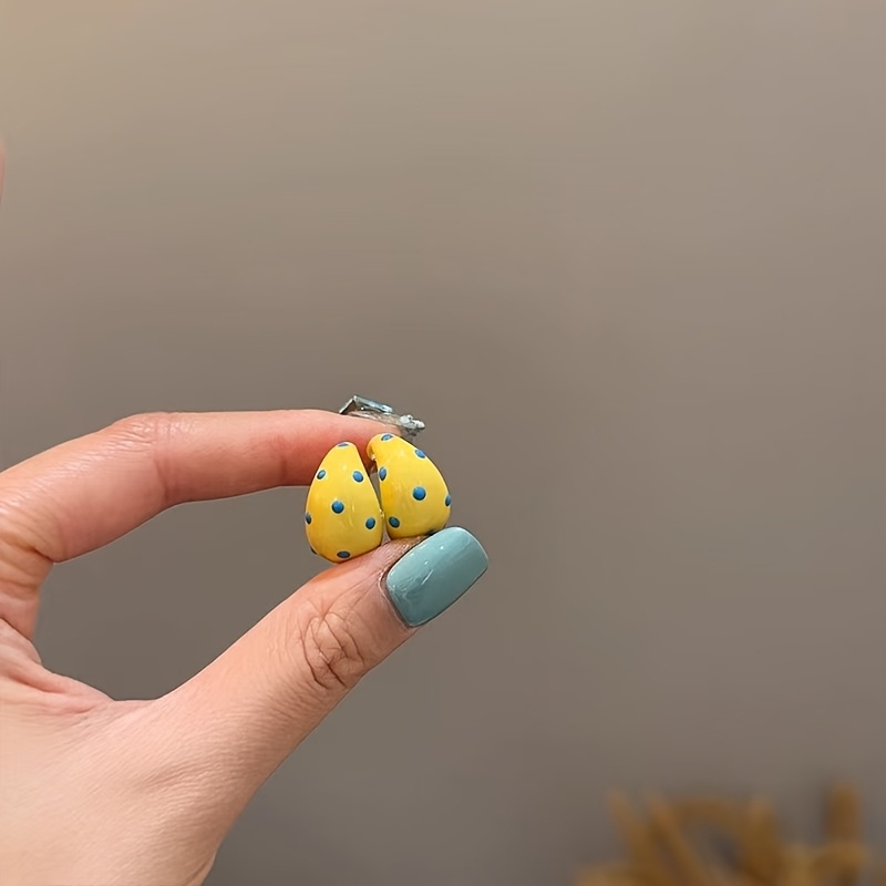 TEMU Pendientes de medio aro con goteo de aceite y , accesorios de oreja de con , pendientes de tachuelas frescos y sencillos de /verano para mujer,