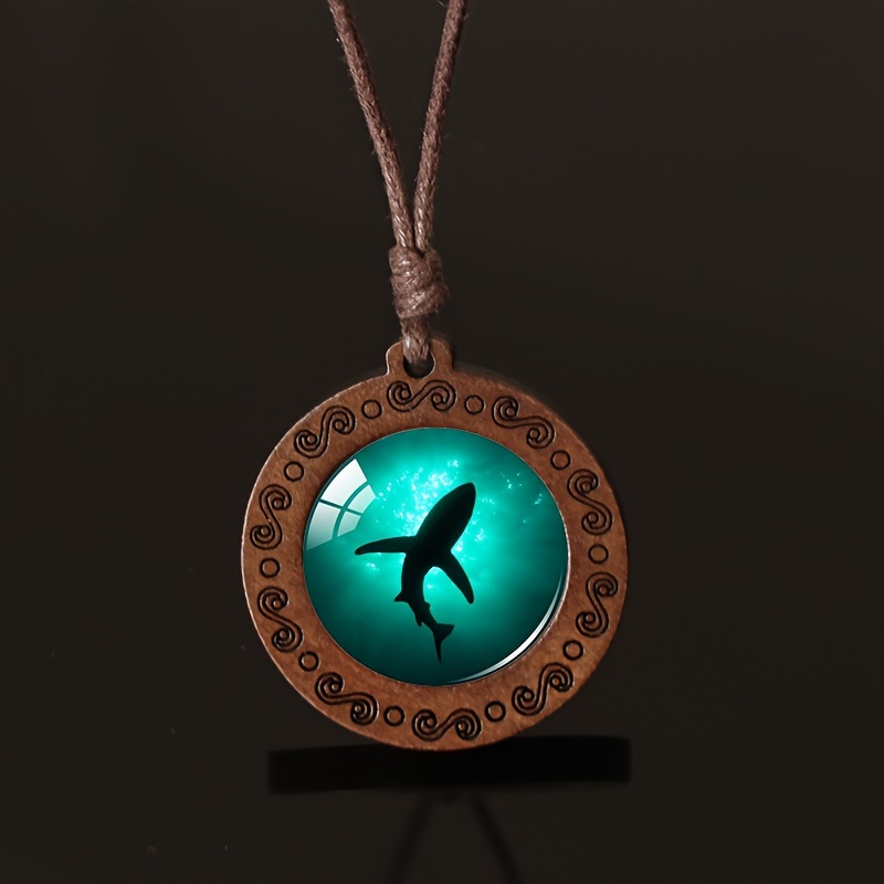 1pc Ocean Animal Pendant Necklace Featuring Turtle, Shark, Whale, Ray, And , Suitable For Men And Women. A Stylish Accessory For Outfits, Perfect As A Gift And Worn On Multiple Occasions