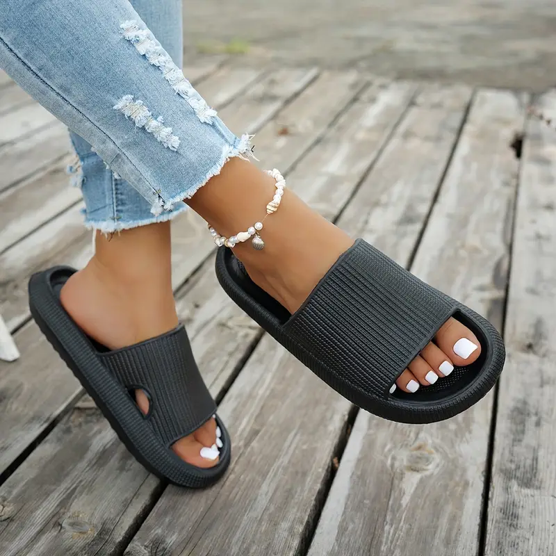 1 pair womens thick sole non slip slide sandals casual slippers for beach and indoor outdoor use comfortable eva shoes hand washable solid color indoor slippers Product details 3