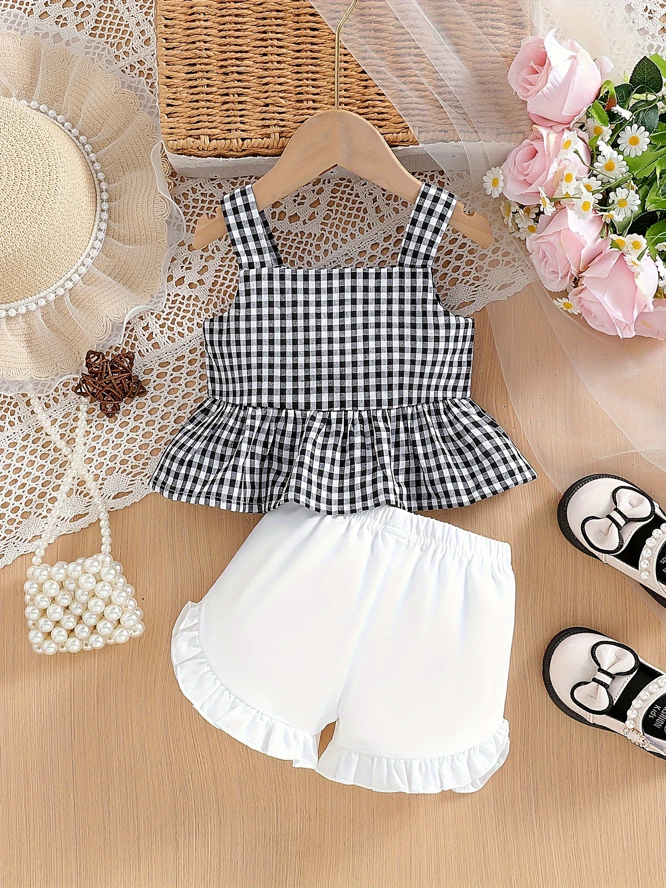 Zomerse Strik Mouwloze Shorts Set voor Baby Meisjes Schattige Speelse  Outfit met Gerafelde Zoom, Wit-Zwart Geruit Perfect voor Strandvakanties 