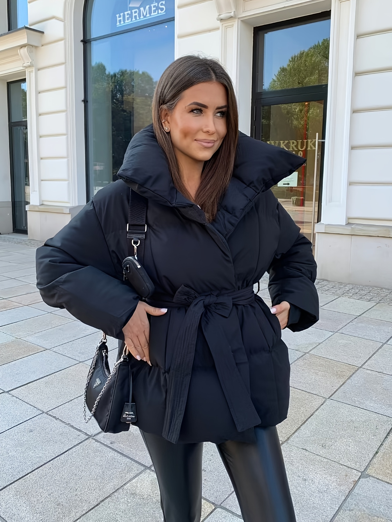 Damen mittellange Winterjacke mit Kapuze und verstellbarem Taillenband – einfarbig