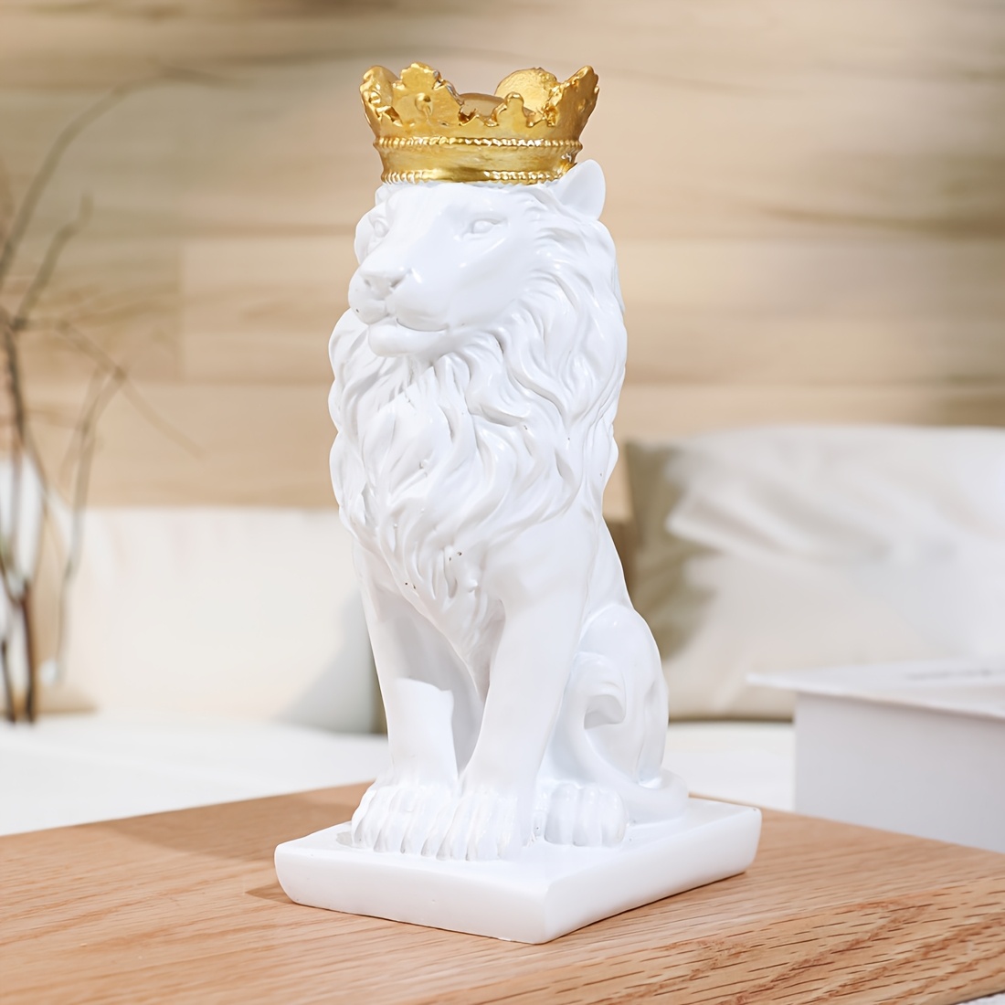 A Crown Lion Home Decoration Ornament