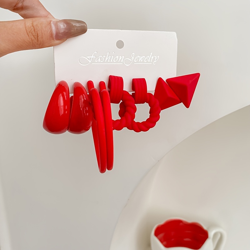 E-shop 4 Paar/5 Paar/6 Paar Acryl Damenmode Ohrschmuck Kombination Set Atmosphärische Easy Ohrringe Geeignet für Geschenk Set