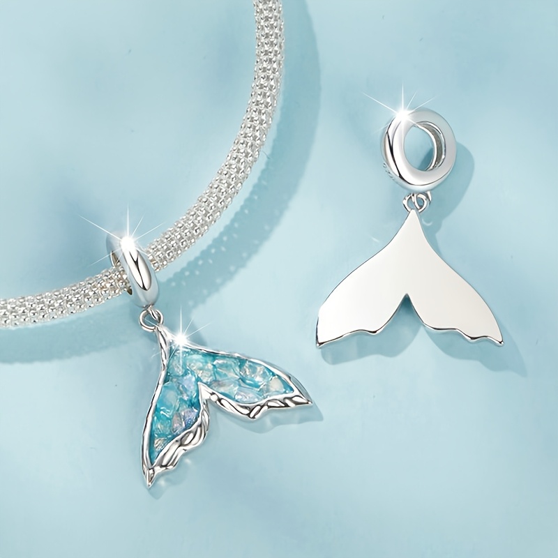 Women's Ocean-Themed Iridescent Fishtail Pendant Necklace