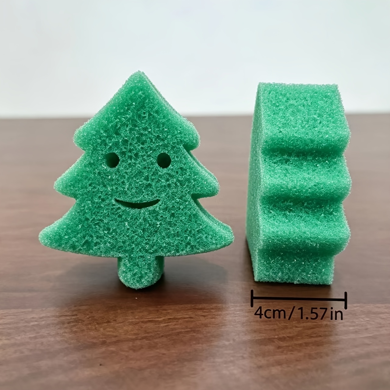 TEMU Christmas Tree Dish Sponge, Cute Happy Face Kitchen Cleaning Sponge, Soft Absorbent Reusable, Non-scratching, Suitable For Dishes, Sink,