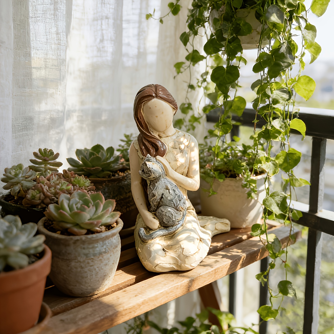 E-shop Sammelfigur: Niedliches Mädchen mit Katze Skulptur-Ornament, moderne minimalistische Schreibtischstatue – Elegante Frauenfigur mit Katze,