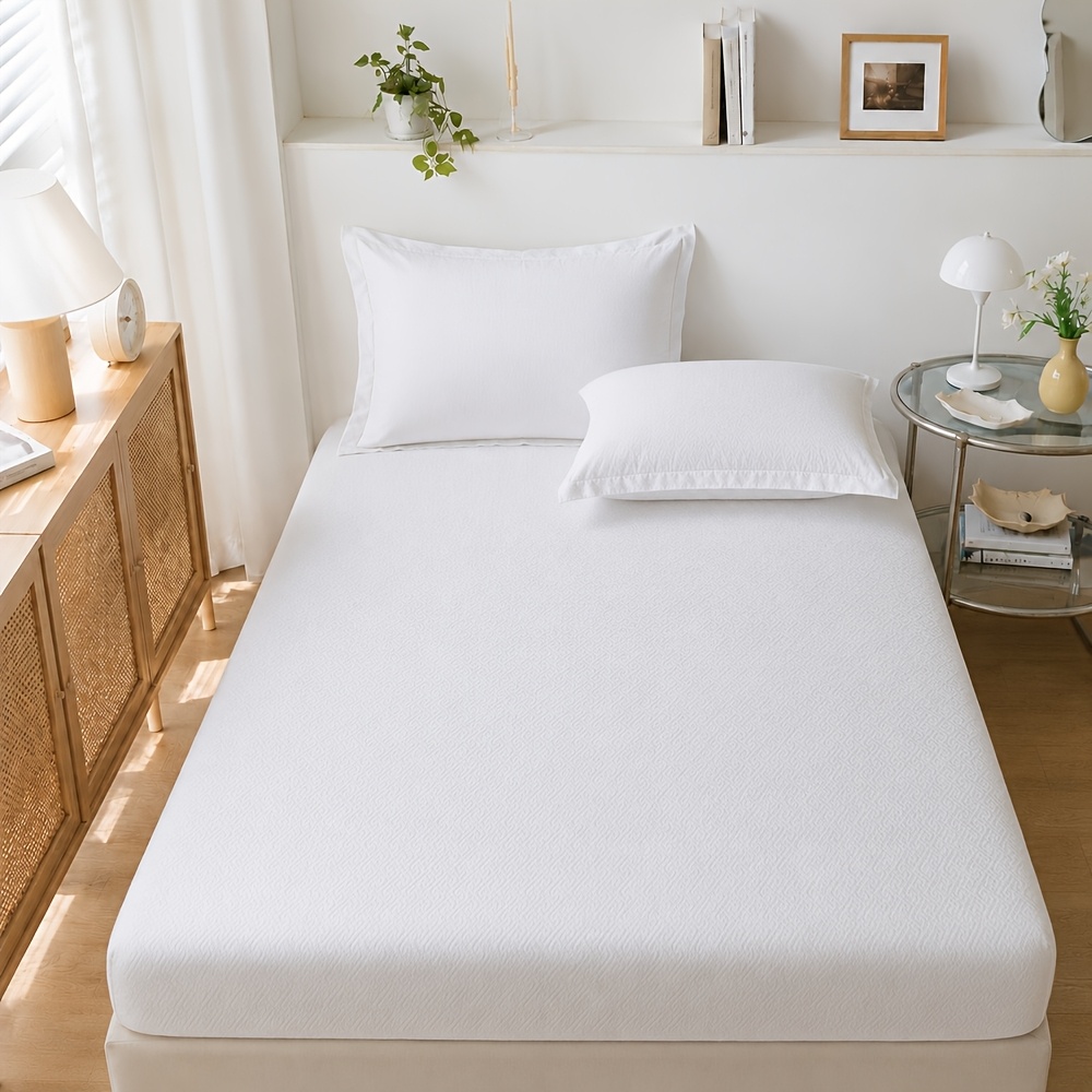 Image of Local Bed 2/3pcs Solid Color Brushed Embossed Friendly Bedroom Fitted Sheet 1 Fitted Sheet And 1/2 Pillowcases In Multiple Colors 15 To 25 Cm Tall Easy And Durable Machine Washable
