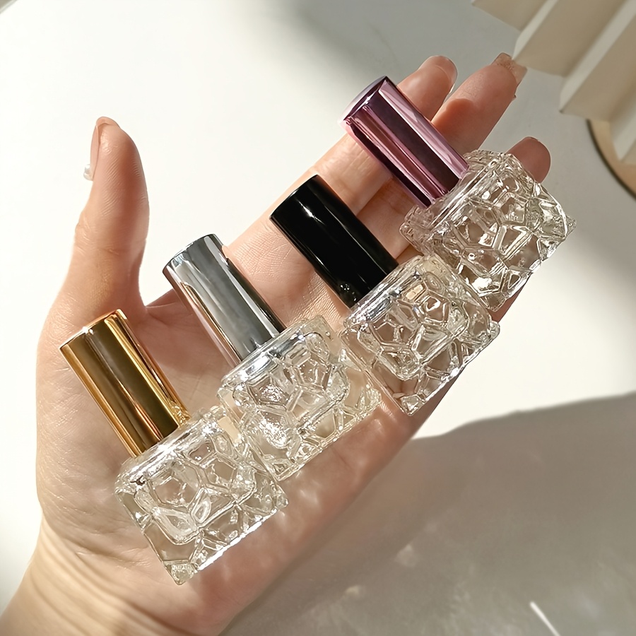 E-shop 4 Stück 10 ml Quadratische -Konvexe 3D Mini Parfümflaschen Wasserwürfel Praktische Reisegrößen Sprühflaschen