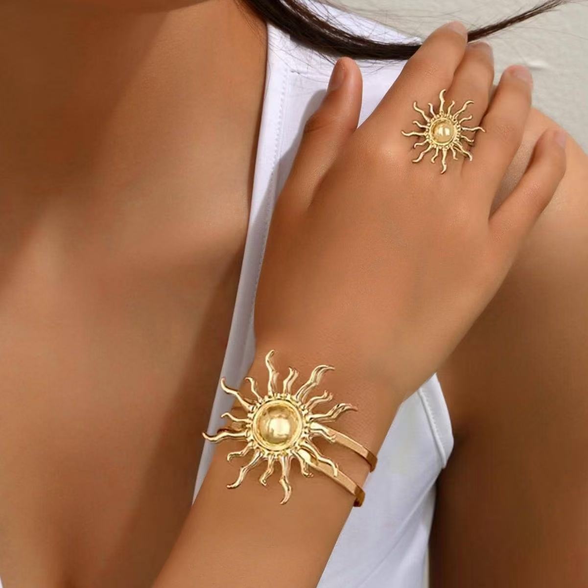 E-shop 2er-Set Europa und Amerika Personalisiertes Sonnenblumen- und Ring-Set, verstellbare Hip-Hop-Street-Fashion-Schmuck