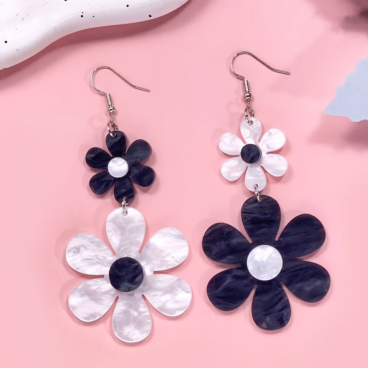 TEMU 2pcs Bohemian Retro Glitter Acrylic Flower Earrings For Women - Sparkling Floral Dangle Earrings With Suitable For - Wear, Valentine' Day Gifts,