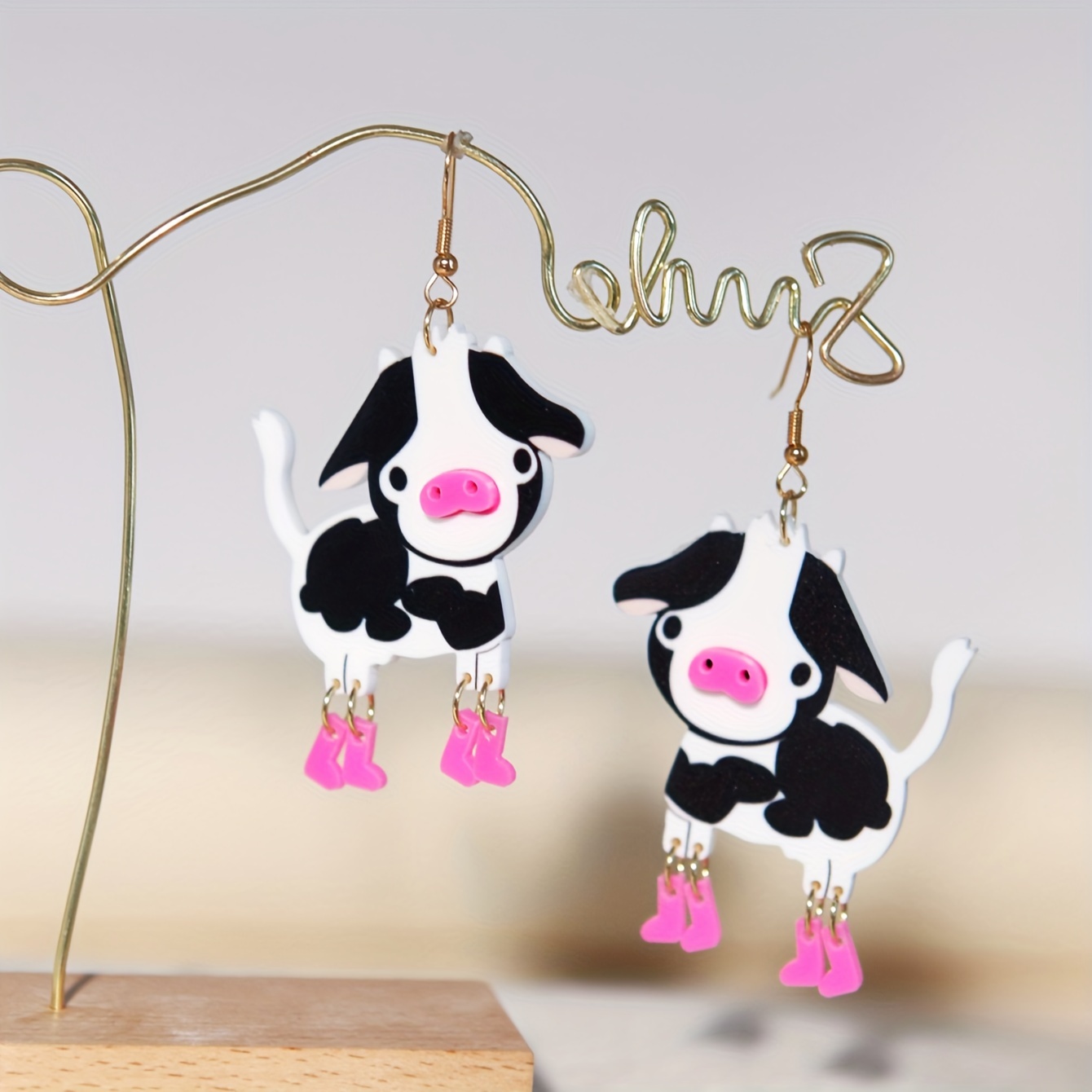 

Cow Dangle Earrings - Cute Acrylic Animal Design For Women & Girls, Parties & Vacations,