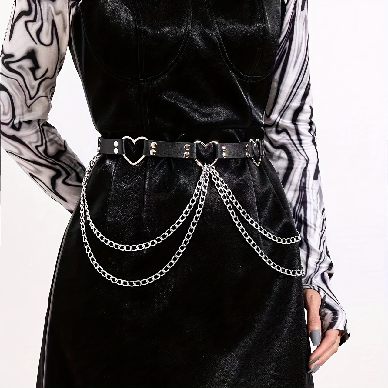 Image of Multiple Sizes , Women's Gothic Punk Fashion Heart Belt Strap, Versatile Design Suitable For Performances, Parties, Bars, Festivals, And Daily Wear