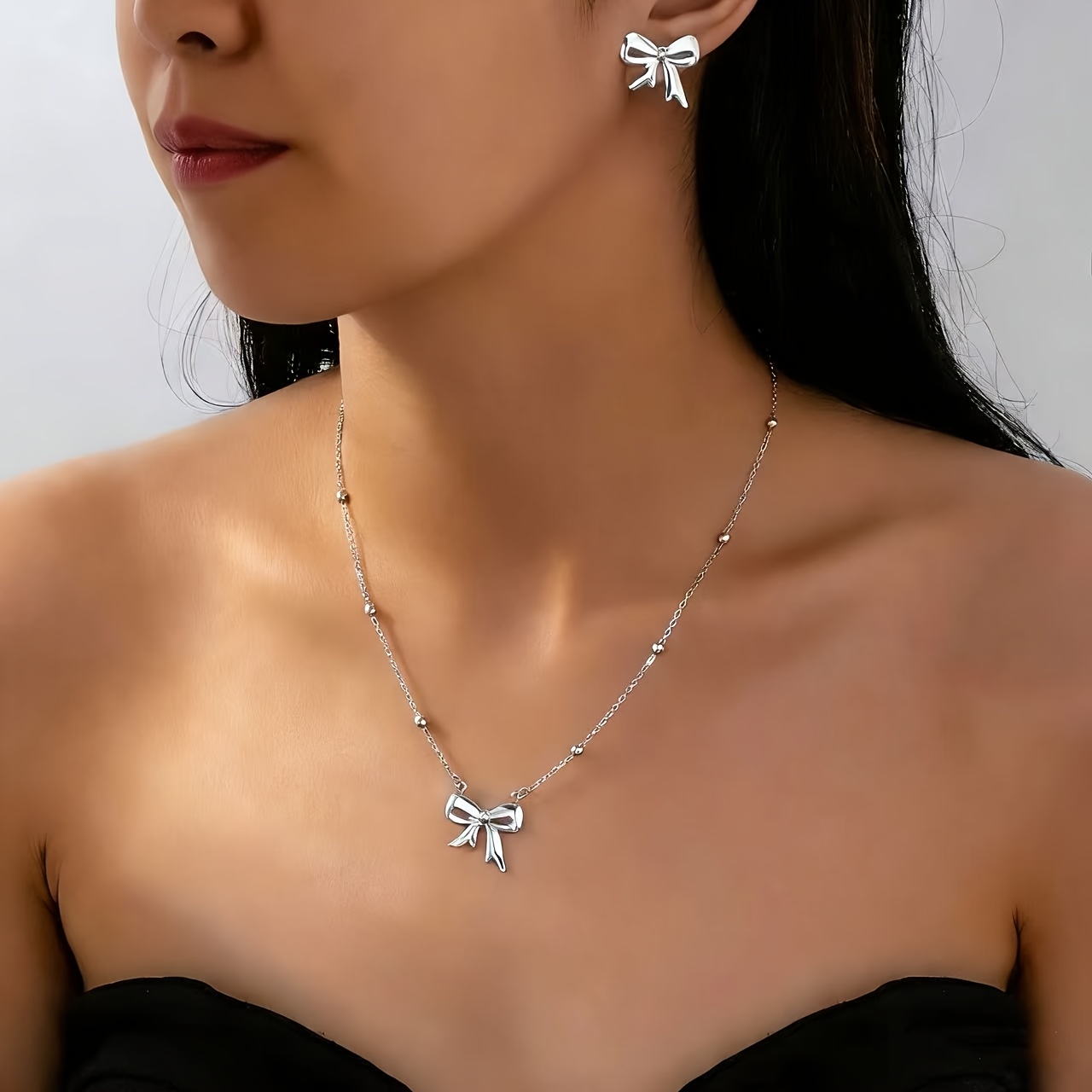 E-shop 2er-Set Süße Fluchtprinzessin Schleife Halskette Ohrstecker Mode Temperament -Einfaches Schmuckset