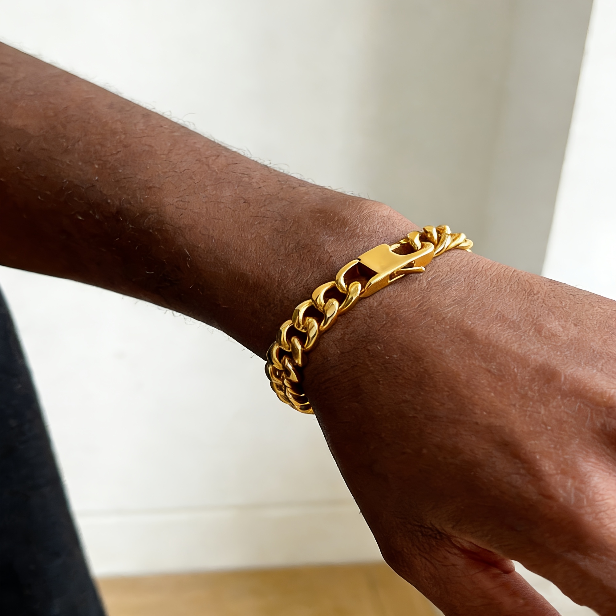 Men's 18K Plated Golden Cuban Bracelet — Hip-Hop Style