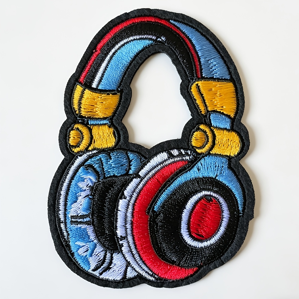 TEMU 1pc 3d Retro Stereo Headphones Ironing Decorative Embroidered Cloth Patch With Adhesive Backing, Suitable For Jackets, Bags, Hats, Clothing,