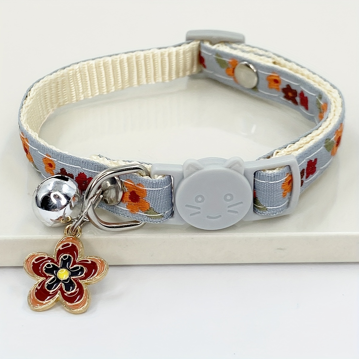 adjustable nylon pet collar with embroidered     bell charm   cats and small dogs Product details 0