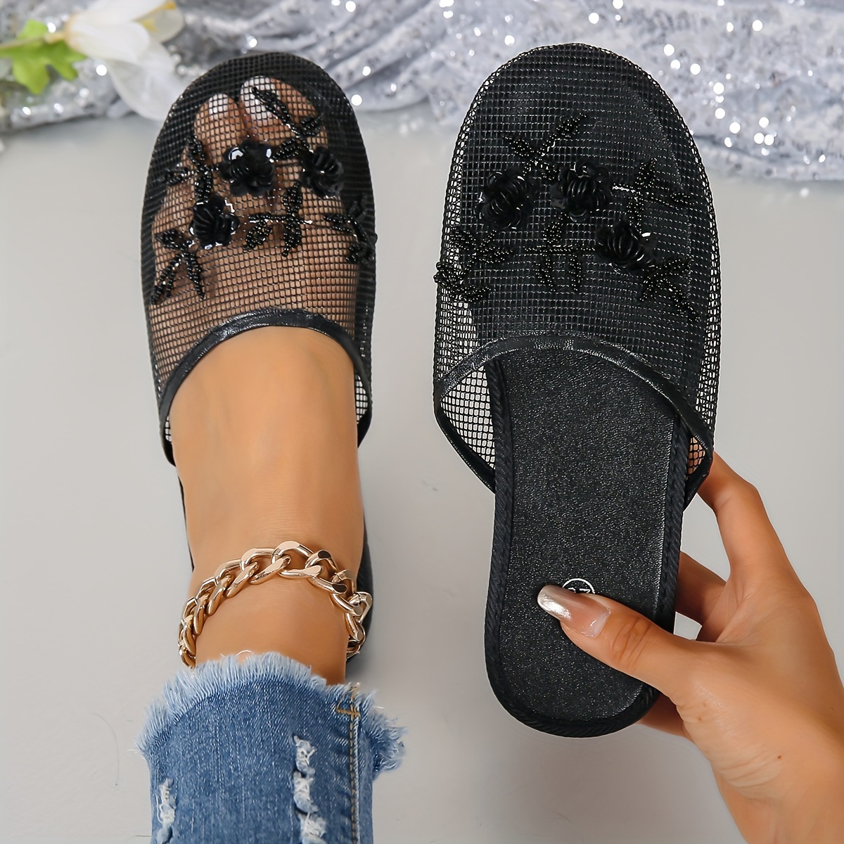 

Ladies' Solid Color Handmade Decorative Sandals, Stylish And Lightweight Mesh Summer Footwear.