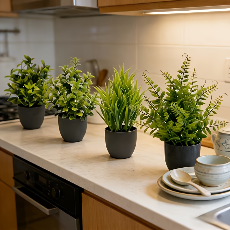 4pcs Set of Artificial Simulation Green Plants Potted Plants, Realistic Shape, Full of Green And Never Wither, Decorate Various Spaces Such As Home Living Room, Bedroom, Desk, Bookshelf, Etc