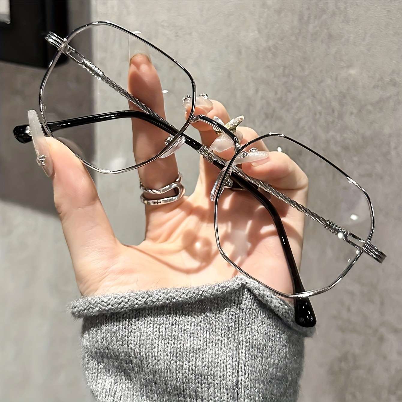 Image of 1pc Geometric Frame Vintage Fashion Casual Clear Glasses For Women Daily Life Clothing Accessories