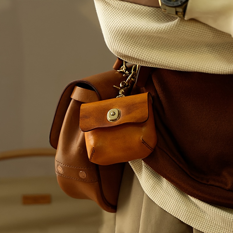 

Cowhide Purse , , Bainess ,