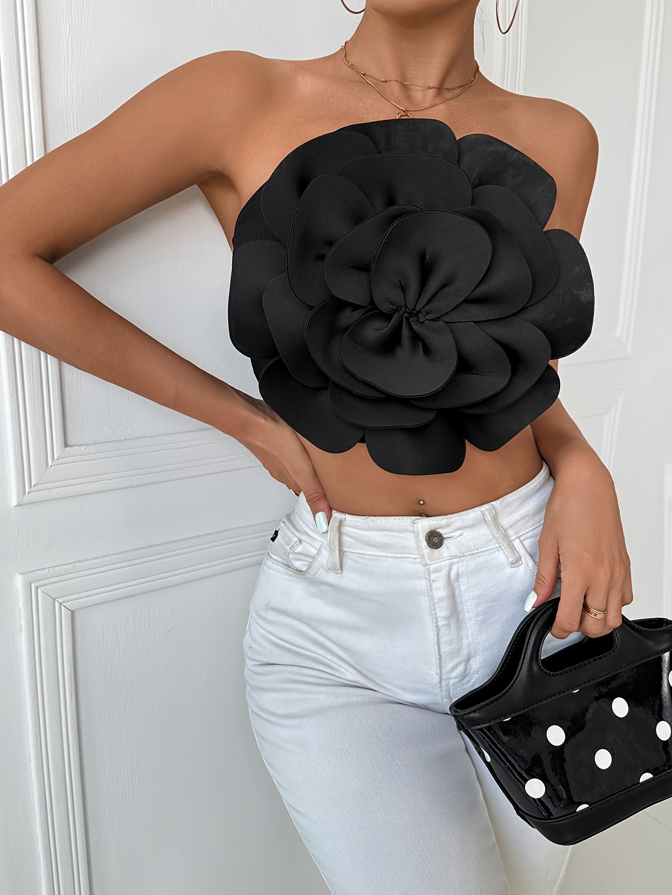 a european american womens strapless top large flower - Temu South